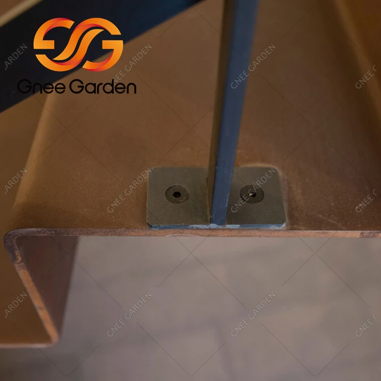 Záhradné schody z ocele Corten