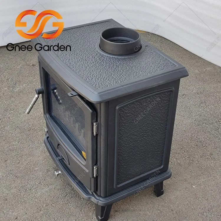 Starožitný liatinový krb