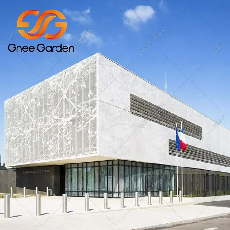 Dekoratívne vonkajšie kovové panely