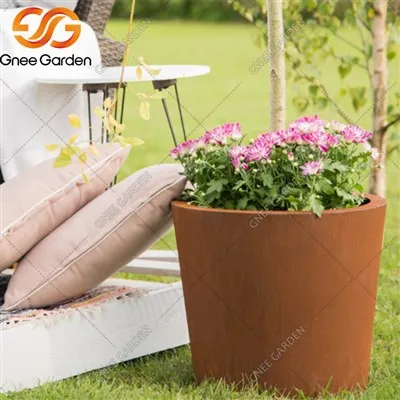 Moderné kvetináče z Cortenovej ocele